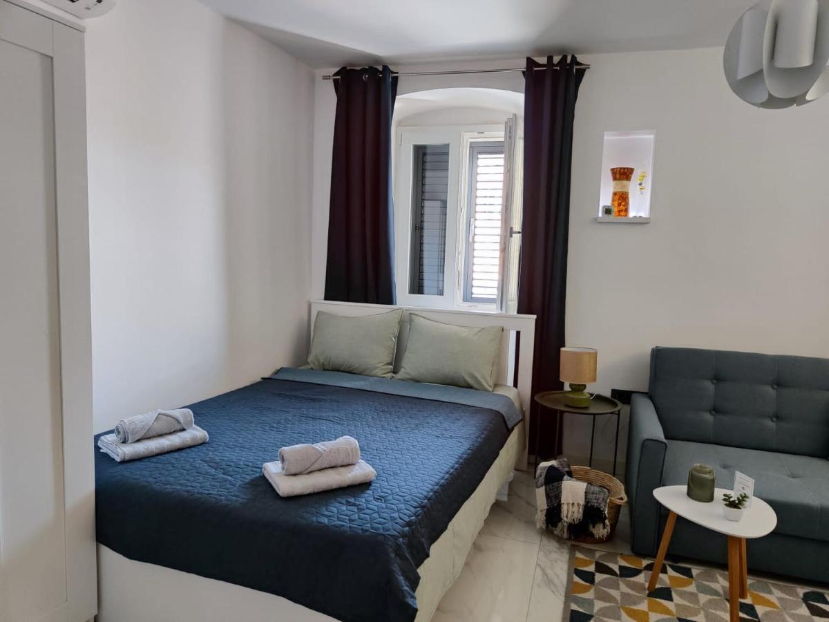 Apartment Augustini Cres Exterior photo